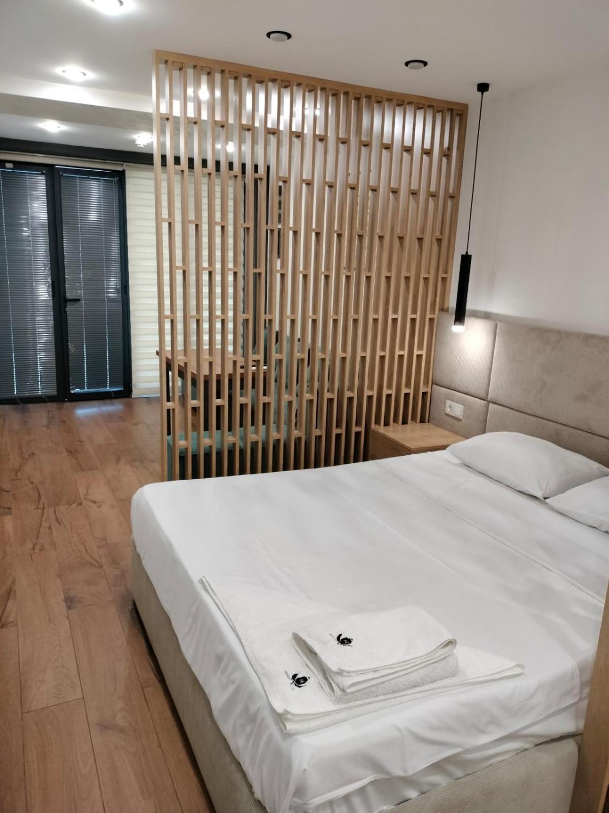 Aygestan Plaza Aparthotel Γιερεβάν Εξωτερικό φωτογραφία