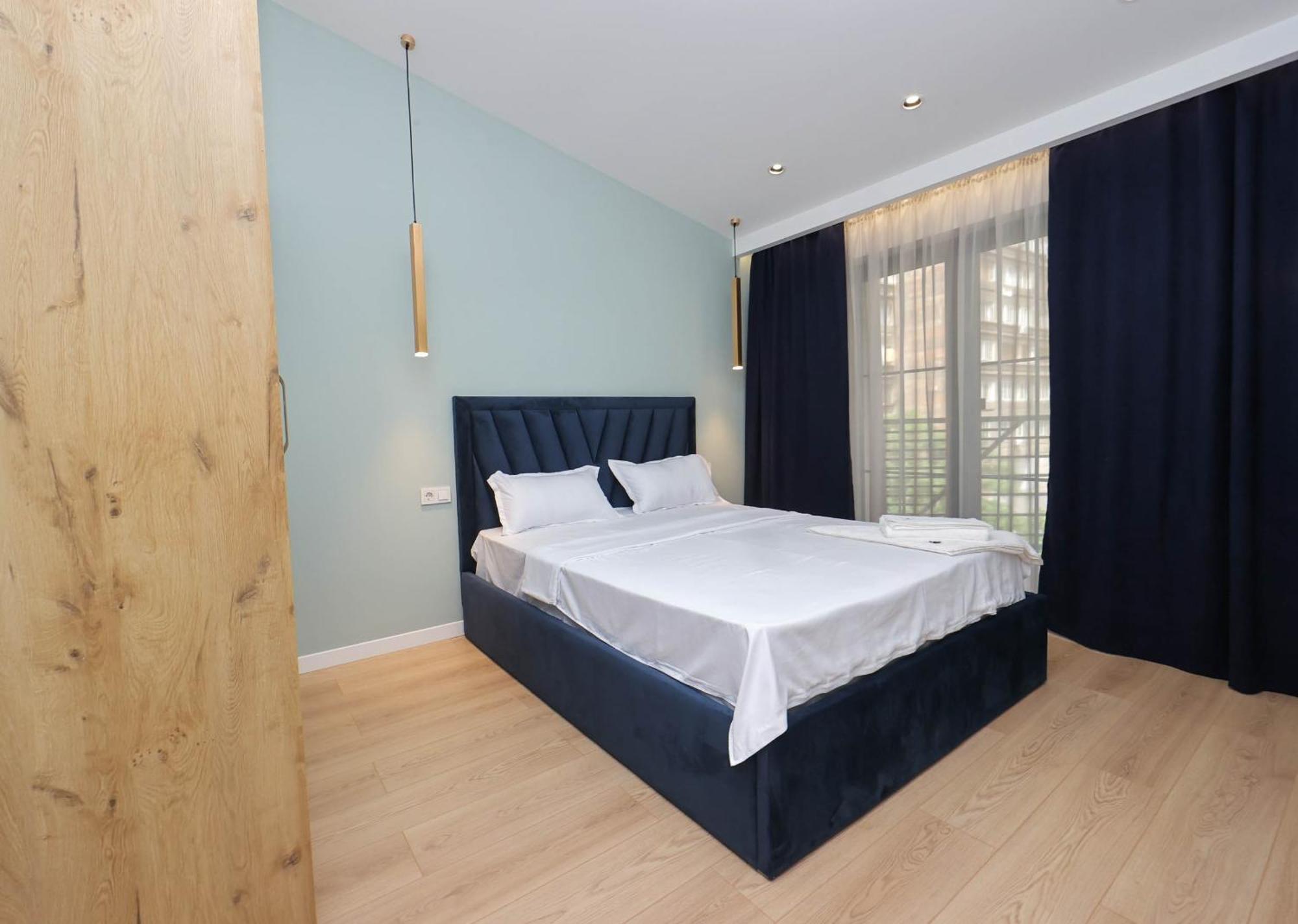 Aygestan Plaza Aparthotel Γιερεβάν Εξωτερικό φωτογραφία